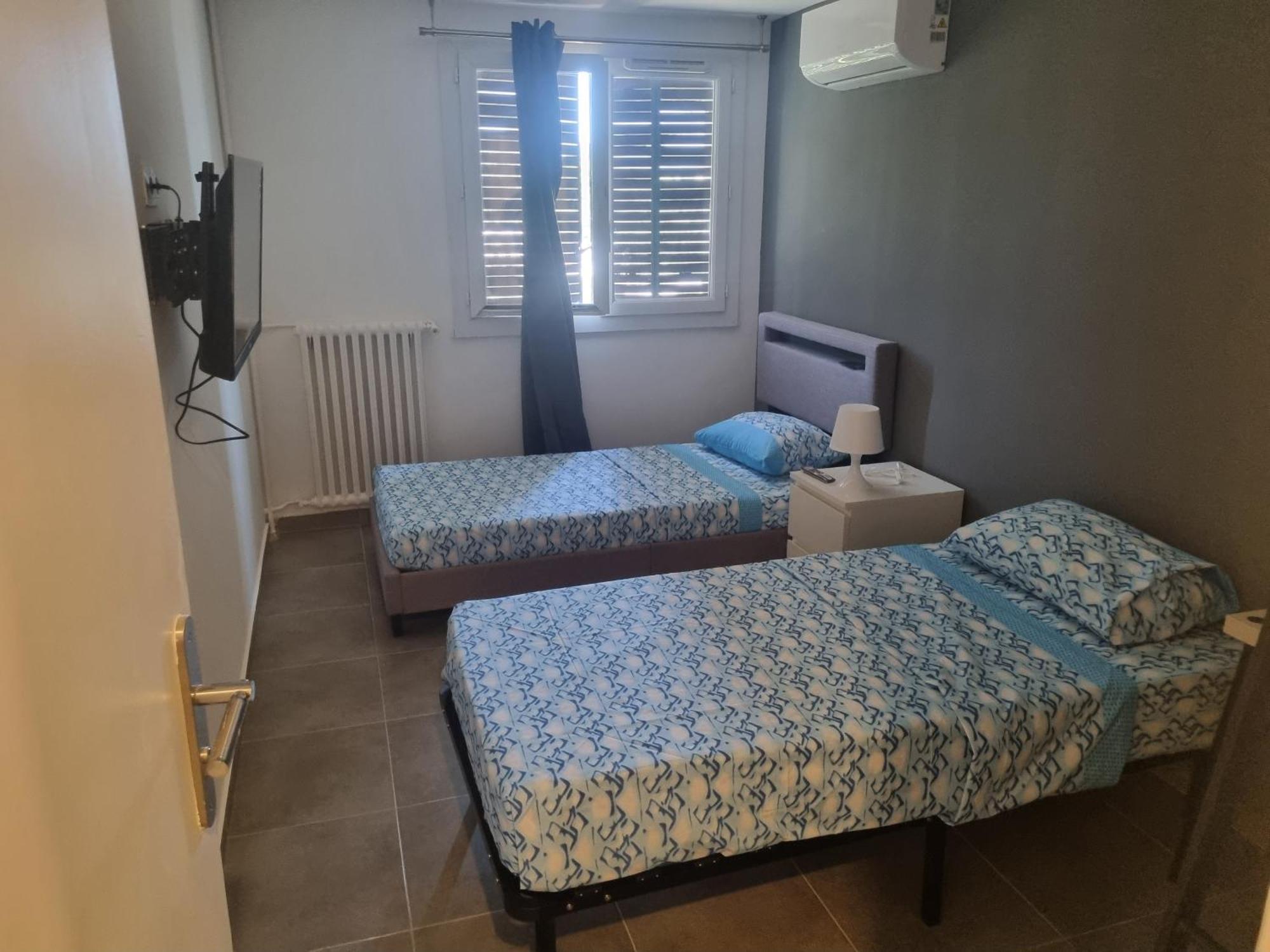 Chambre Privative Renove 2024, Climatisation, Tramway Sur Place , 12 Min Centre, 16 Min Plage, Apercu Lateral Mer, 2 Wc Avec 2 Salle De Bain, Private Room Renovated 2024, Air-Conditioned , Tram On Spot, 2 Toilets And 2 Bathrooms Nisa Exterior foto